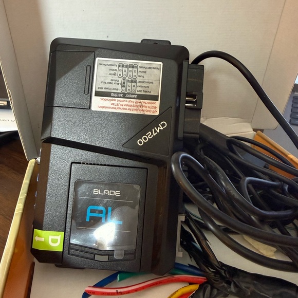 Car Remote Start Module with Key Fob | Compustar CM7200S - Picture 2 of 2